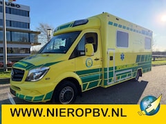Mercedes-Benz Sprinter - 519CDI Special Ambulance Laadklep Automaat Airco Cruisecontrol V6 74000KM