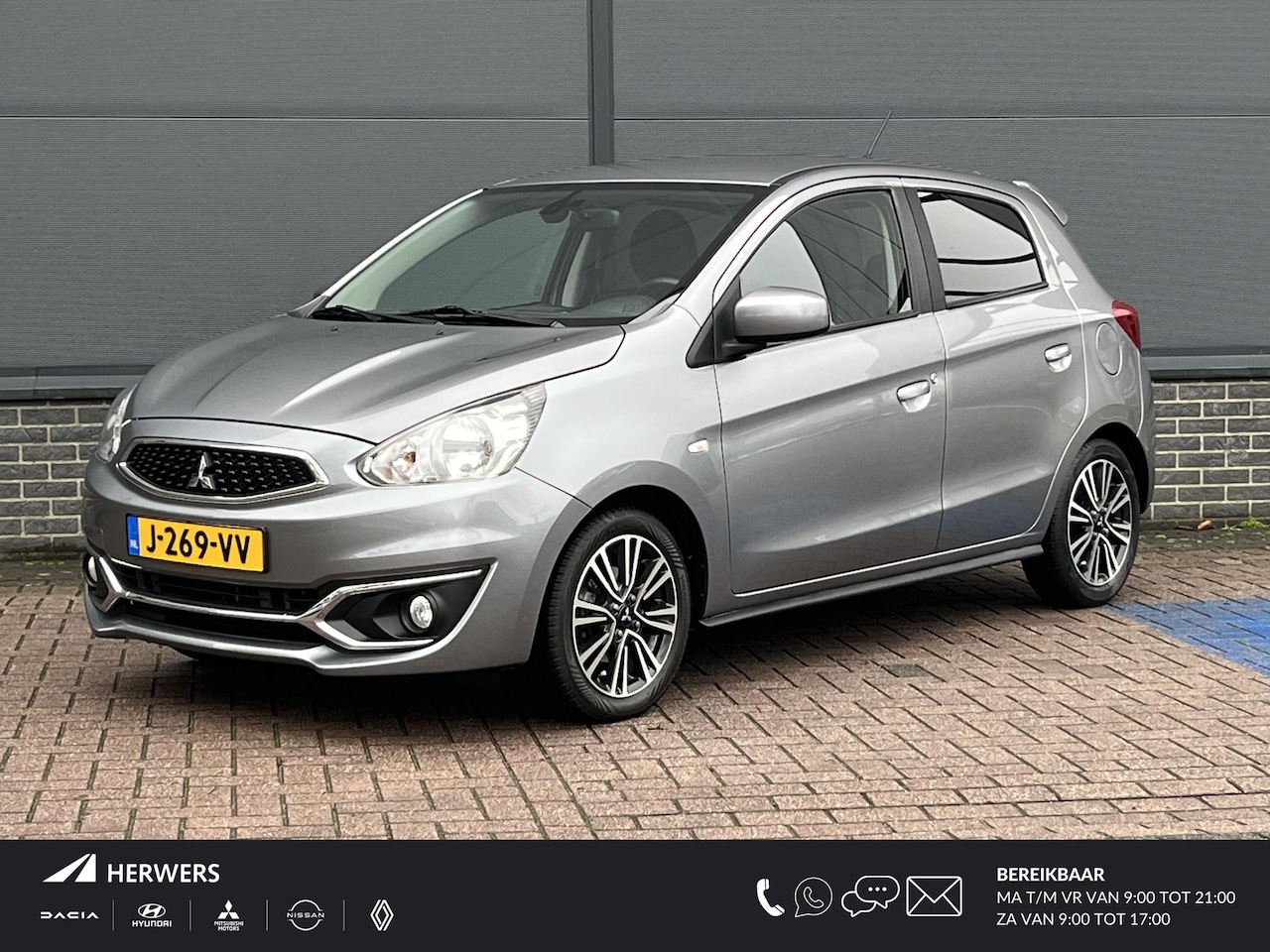 Mitsubishi Space Star - 1.2 Instyle / Automaat / Navigatie + Apple Carplay/Android Auto / Stoelverwarming Voor / B - AutoWereld.nl