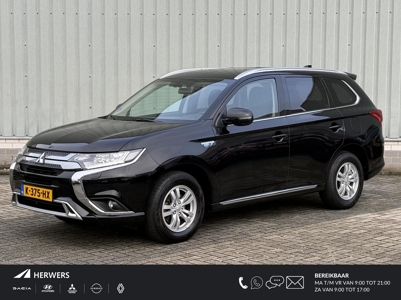 Mitsubishi Outlander - 2.4 PHEV Pure / Apple CarPlay/Android Auto / Achteruitrijcamera / Stoelverwarming / Climat - AutoWereld.nl