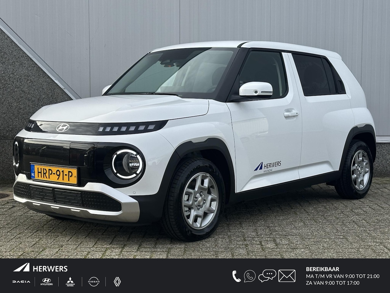 Hyundai Inster - Pulse 49 kWh / Navigatie / Achteruitrijcamera / Adaptieve cruise control / verstelbare ach - AutoWereld.nl