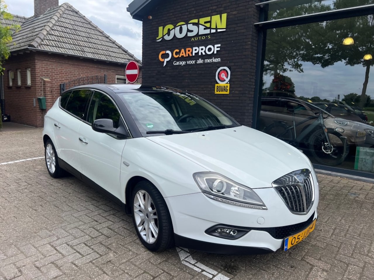 Lancia Delta - 1.4-16V Platino 1.4-16V PLATINO - AutoWereld.nl