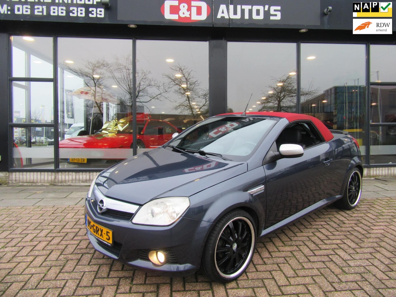 Opel Tigra TwinTop - 1.8-16V Linea Nera 2008 UNIEKE UITV 1 IN NL - AutoWereld.nl