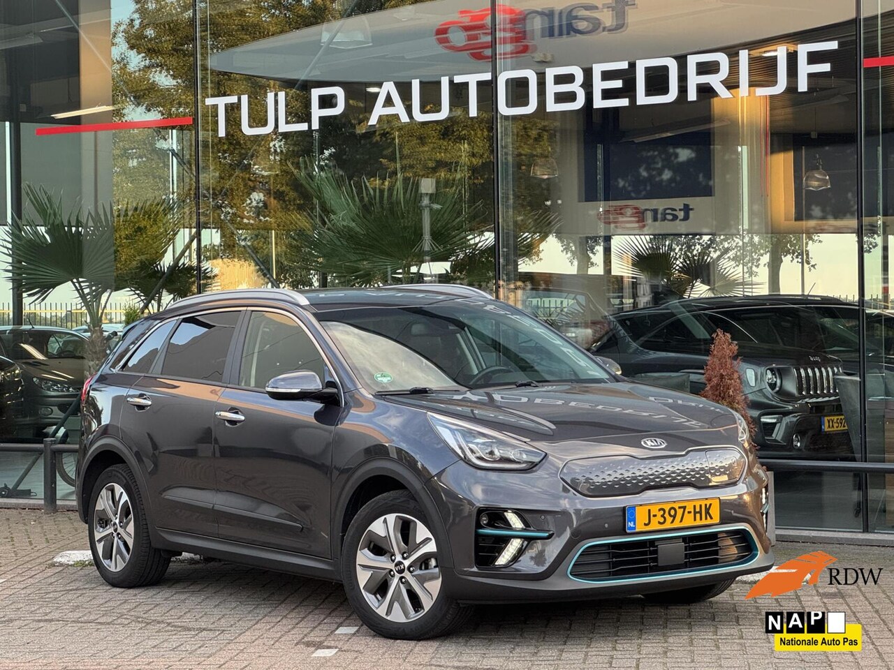 Kia e-Niro - ExecutiveLine 64 kWh 2020 Leder Navi 1e eigen btw - AutoWereld.nl