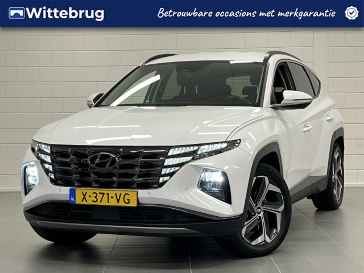 Hyundai Tucson - 1.6 T-GDI PHEV Comfort Smart 4WD TREKHAAK | LED VERLICHTING | KEYLESS - AutoWereld.nl