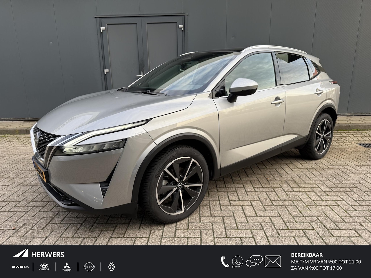 Nissan Qashqai - 1.3 MHEV Xtronic Tekna / Trekhaak ( 1.800 KG ) / All season banden / Panoramadak / Elektri - AutoWereld.nl