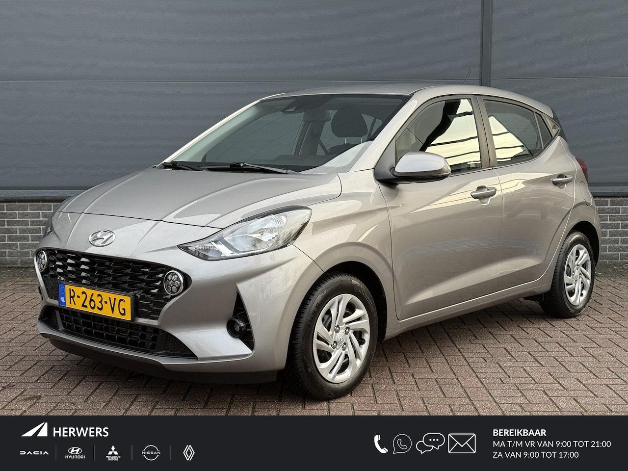 Hyundai i10 - 1.0 Comfort / Eerste Eigenaar / Dealer Onderhouden / All Season / Navigatie via Apple Carp - AutoWereld.nl