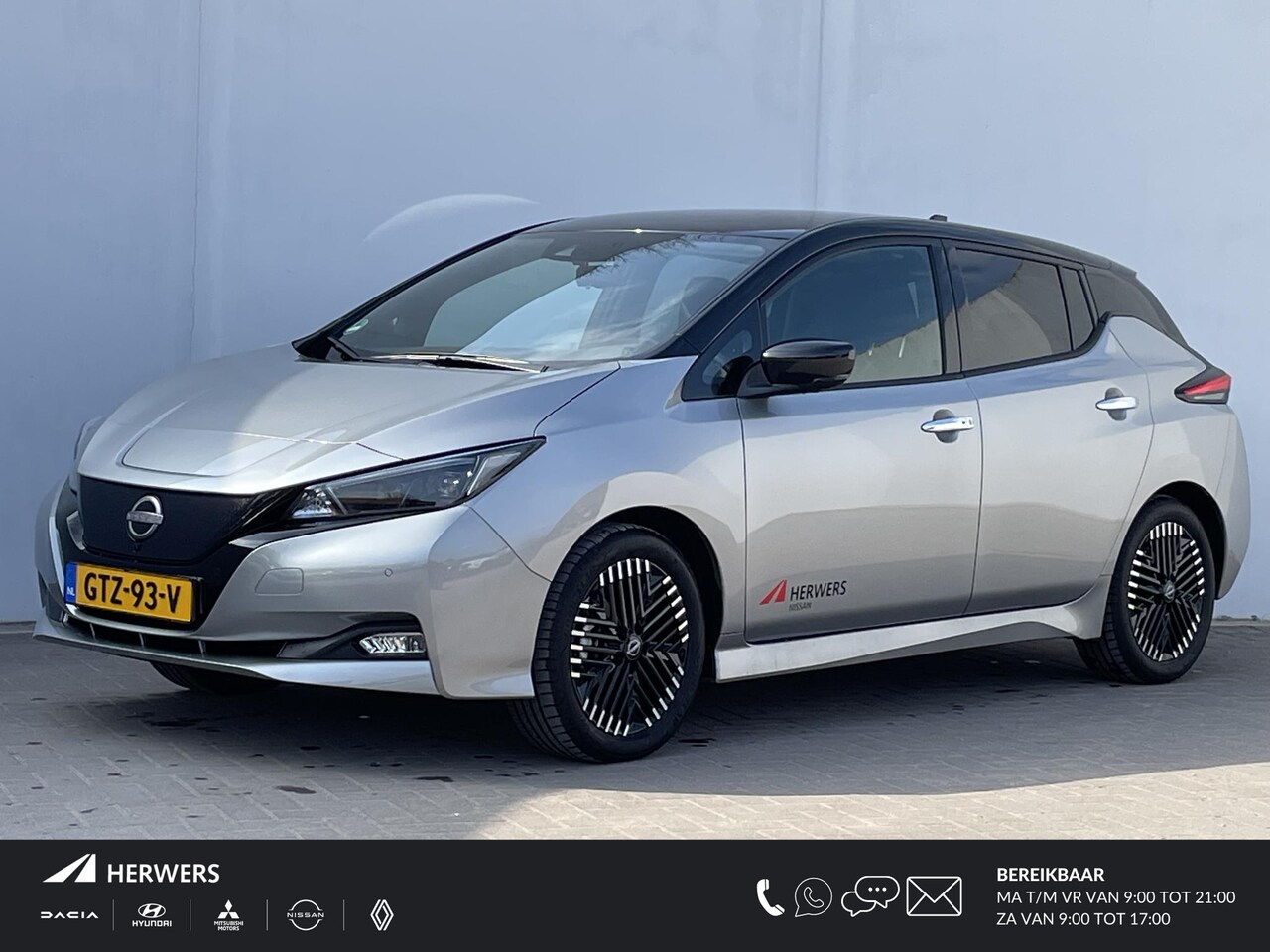 Nissan LEAF - Tekna 39 kWh / Navigatie + Apple Carplay - Android Auto / Bose Premium audio / 360* Camera - AutoWereld.nl