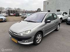 Peugeot 206 - 1.4 XS 2003 Weinig km