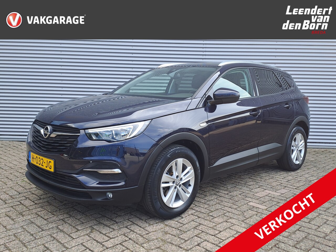 Opel Grandland X - 1.2 Turbo Business Executive | Trekhaak | Automaat | Navi | Apple Carplay/Android Auto | P - AutoWereld.nl