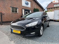 Ford Focus Wagon - 1.0 Titanium ( Climate controle + Elektrische ramen + Nieuwe apk )