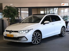 Volkswagen Golf - 8 1.5 eTSI Style DSG Pano Led Navi ACC HUD CAM PDC Dodehoek Trekhaak