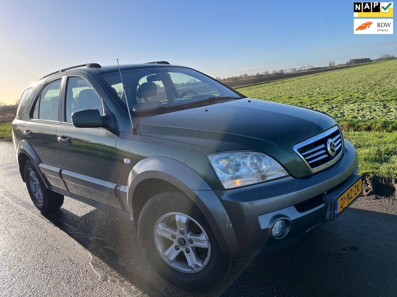 Kia Sorento - 3.5 V6 EX 4x4 / automaat nap! - AutoWereld.nl