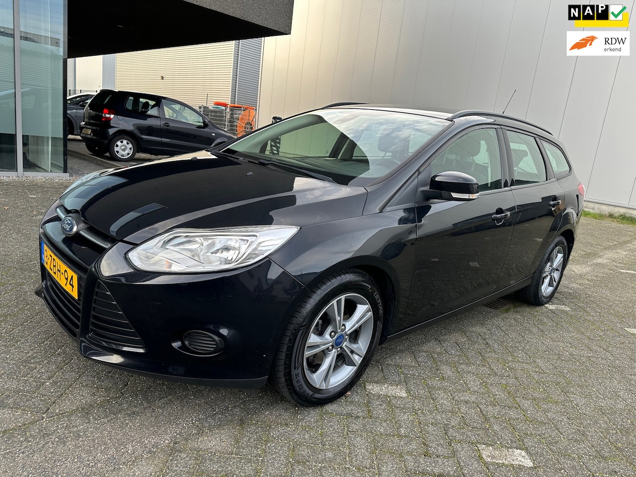 Ford Focus Wagon - 1.0 EcoBoost Edition AIRCO BJ 11-2014 APK 3-2026 - AutoWereld.nl