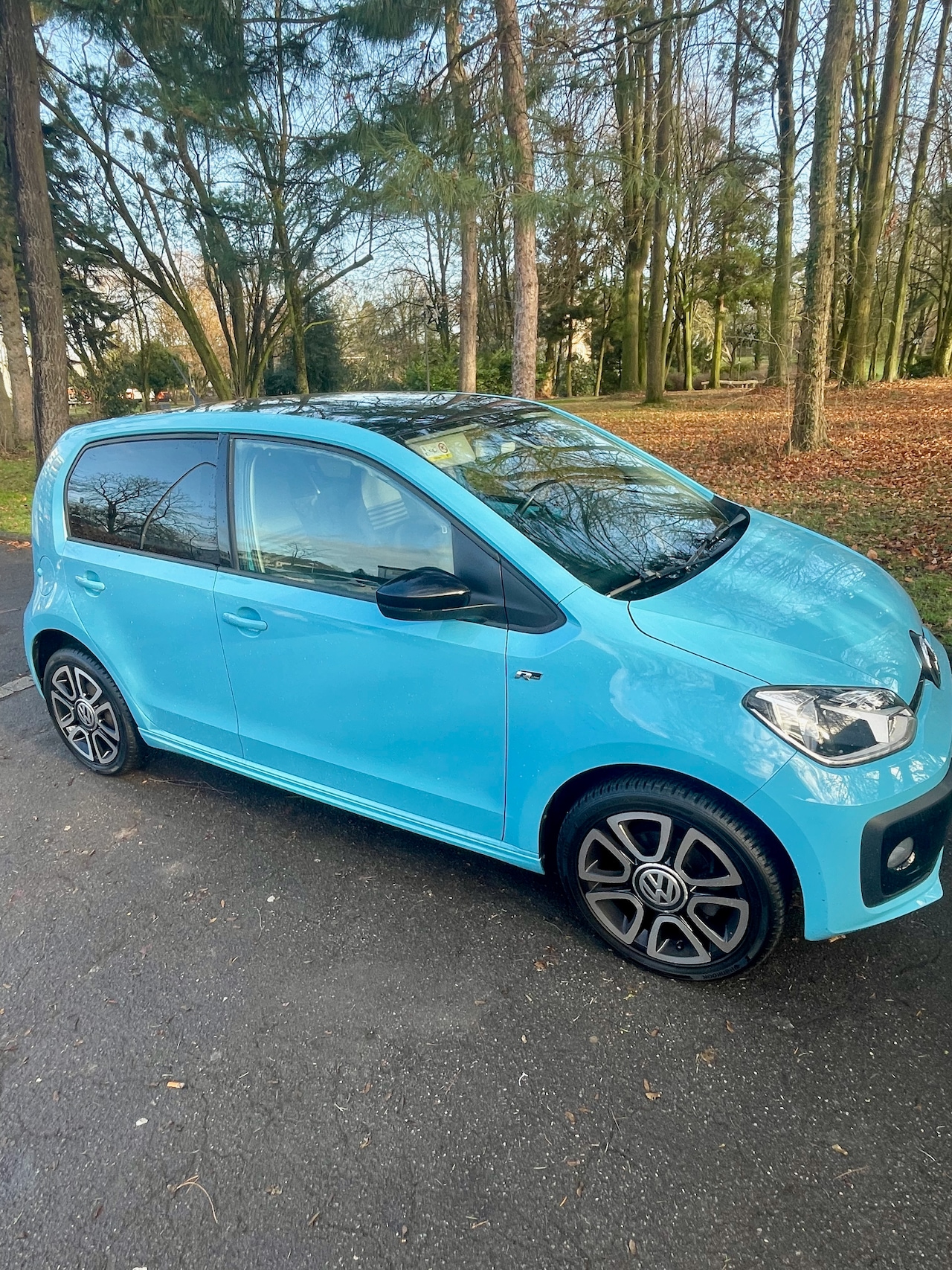 Volkswagen Up! - 1.0 BMT move up! tall/baby blauw met camera - AutoWereld.nl