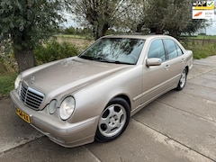 Mercedes-Benz E-klasse - 320 CDI Avantgarde 2001 197PK LUXE/CLIMA/CRUISE/STOELVERKOELING/DAK/NAP