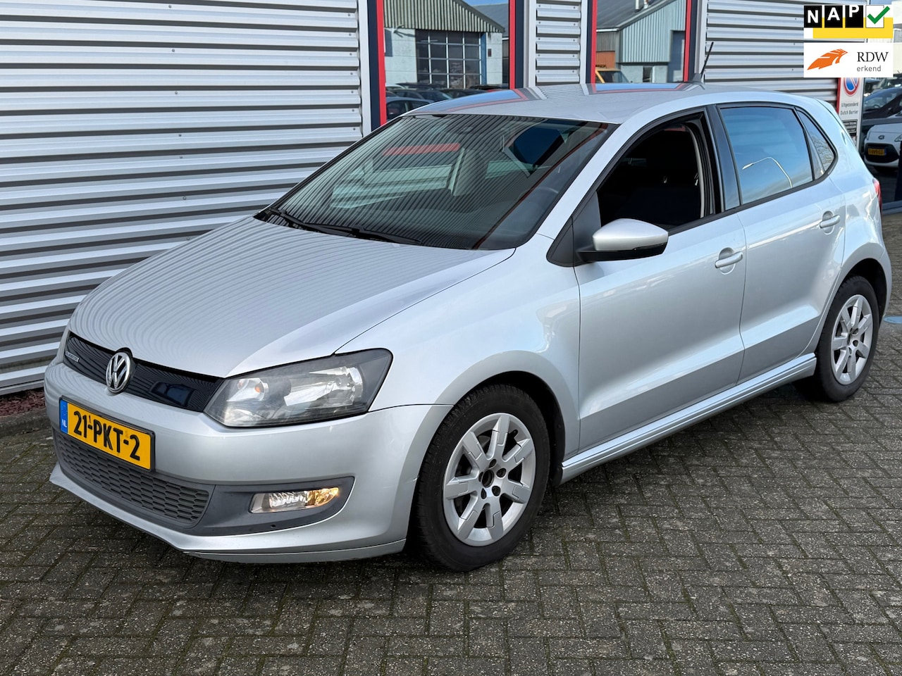 Volkswagen Polo - 1.2 TDI BlueMotion Comfortline Climatronic Navigatie - AutoWereld.nl