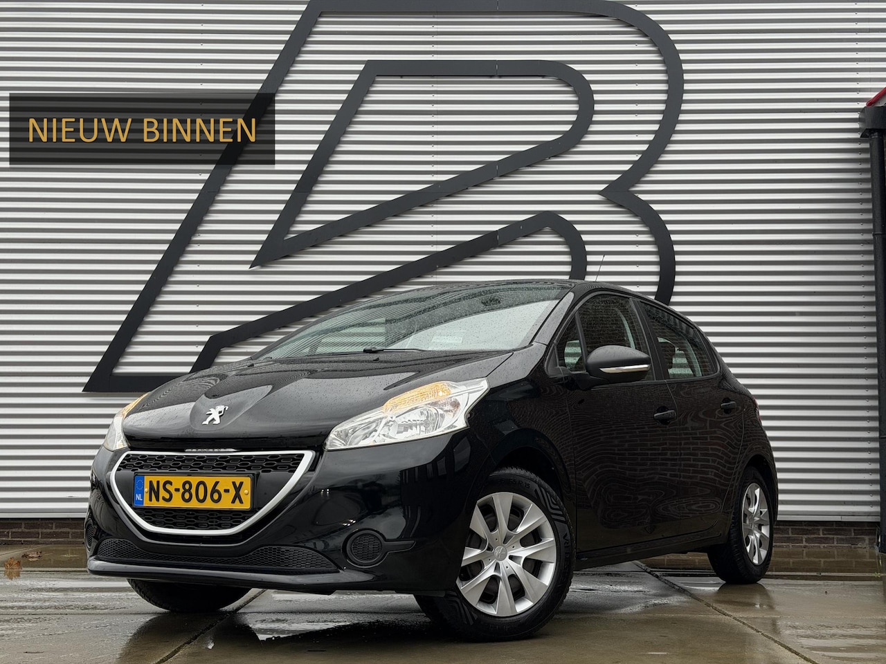 Peugeot 208 - 1.0 VTi Access Airco,Cruise,Trekhaak,Elektr. Ramen,Distributie riem v.v. bij 92.395 km,Dea - AutoWereld.nl