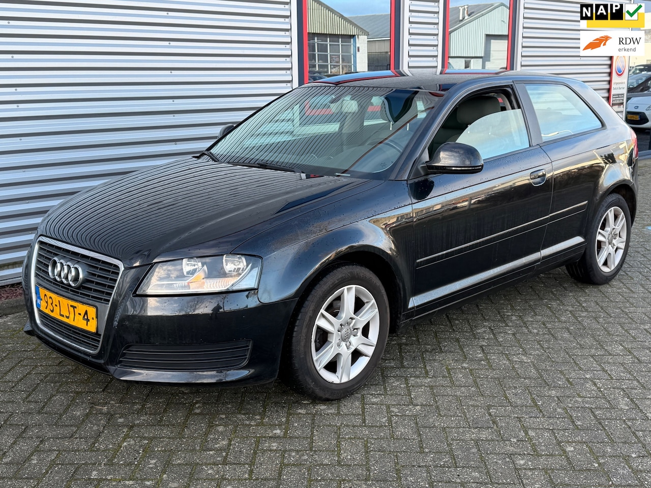 Audi A3 - 1.6 TDI Attraction Pro Line 1.6 TDI Attraction Pro Line - AutoWereld.nl