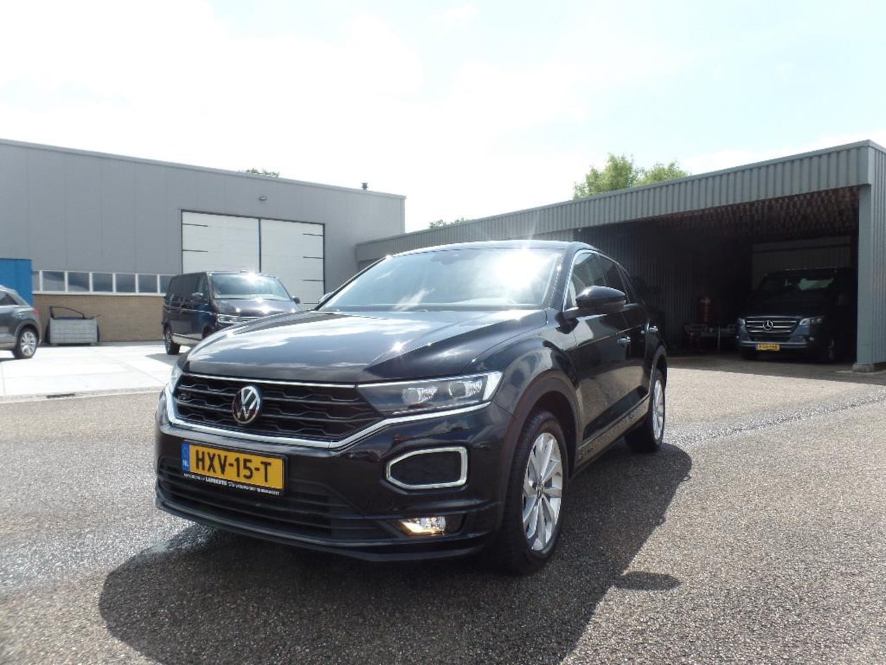 Volkswagen T-Roc - 1.5 TSI ACTIVE R-LINE AUTOMAAT OPTIE'S 2022 - AutoWereld.nl