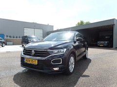 Volkswagen T-Roc - 1.5 TSI ACTIVE R-LINE AUTOMAAT OPTIE'S 2022