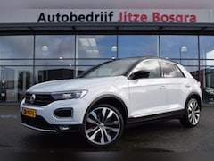 Volkswagen T-Roc - 2.0 TSi 190pk Automaat 4Motion Sport LED | Panoramadak | Virtual | Beats Audio | Carplay |