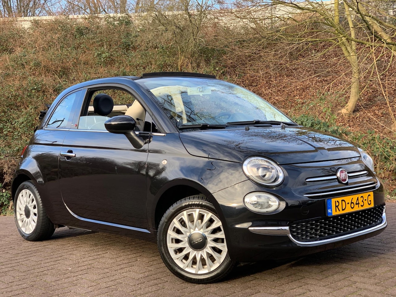 Fiat 500 C - 0.9 TwinAir Turbo Lounge CABRIO NAVI AIRCO NIEUWSTAAT! 48DKM! - AutoWereld.nl