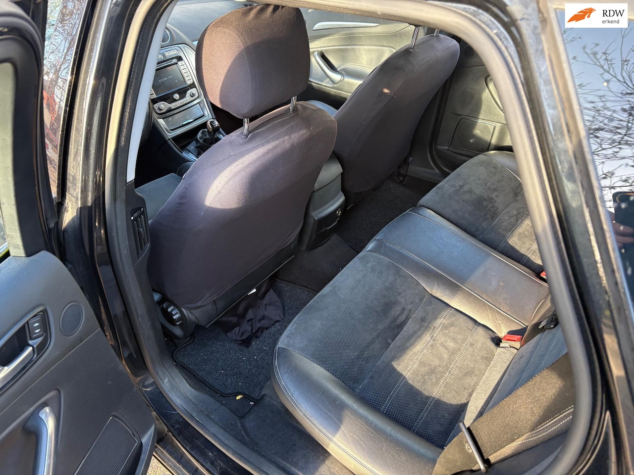 Ford Mondeo Wagon - 2.0-16V Titanium 2.0-16V Titanium - AutoWereld.nl