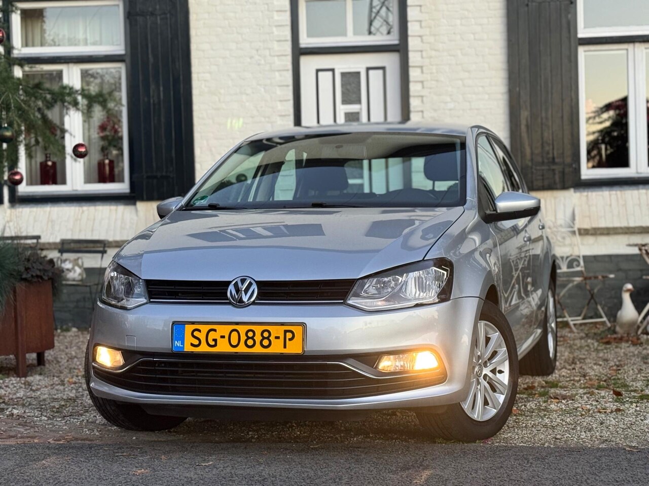 Volkswagen Polo - 1.2 TSI Comfortline Business R|Cruise|Nette auto! - AutoWereld.nl