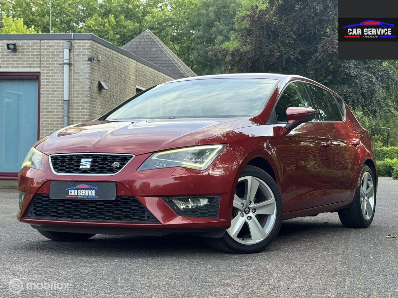 SEAT Leon - 1.4 TSI FR Business/LED/NAVI/STLVW/LMV/NAV/NETTEST - AutoWereld.nl