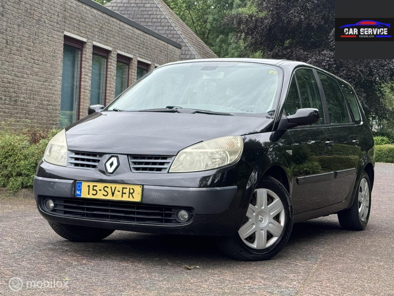 Renault Grand Scénic - 2.0-16V Expression Luxe 7PERSOONS NAP/APK - AutoWereld.nl