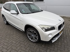 BMW X1 - sDrive18i Exec.*ZEER MOOI