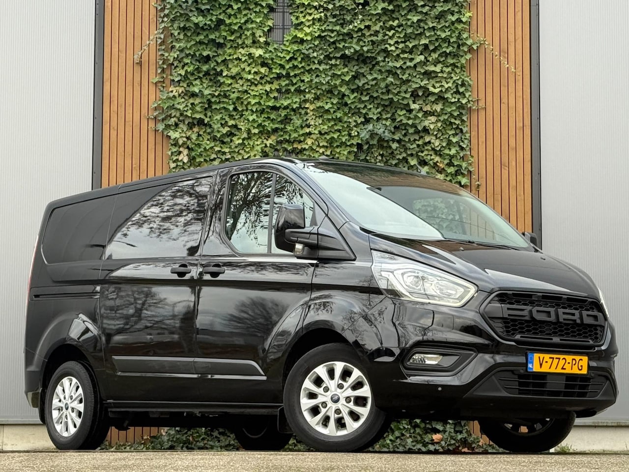Ford Transit Custom - 280 2.0 TDCI L1H1 Trend EURO 6|CARPLAY|CAMERA|STOEL VERWRM. - AutoWereld.nl