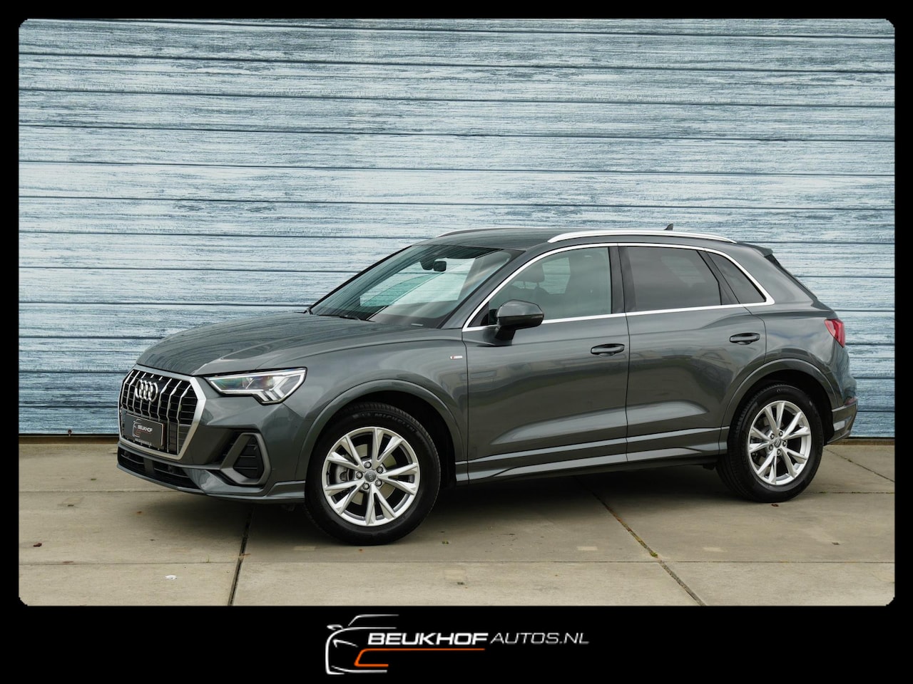 Audi Q3 - 35 TFSI S-Line Sport Trekhaak Carplay Leer Xenon Pdc - AutoWereld.nl