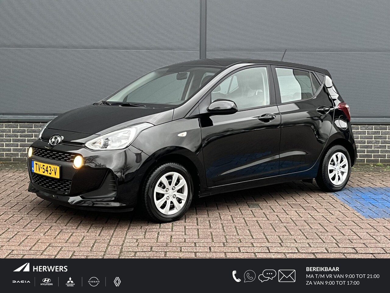 Hyundai i10 - 1.0i Comfort / Navigatie / Apple Carplay & Android Auto / Airco / Cruise Control / Dealer - AutoWereld.nl