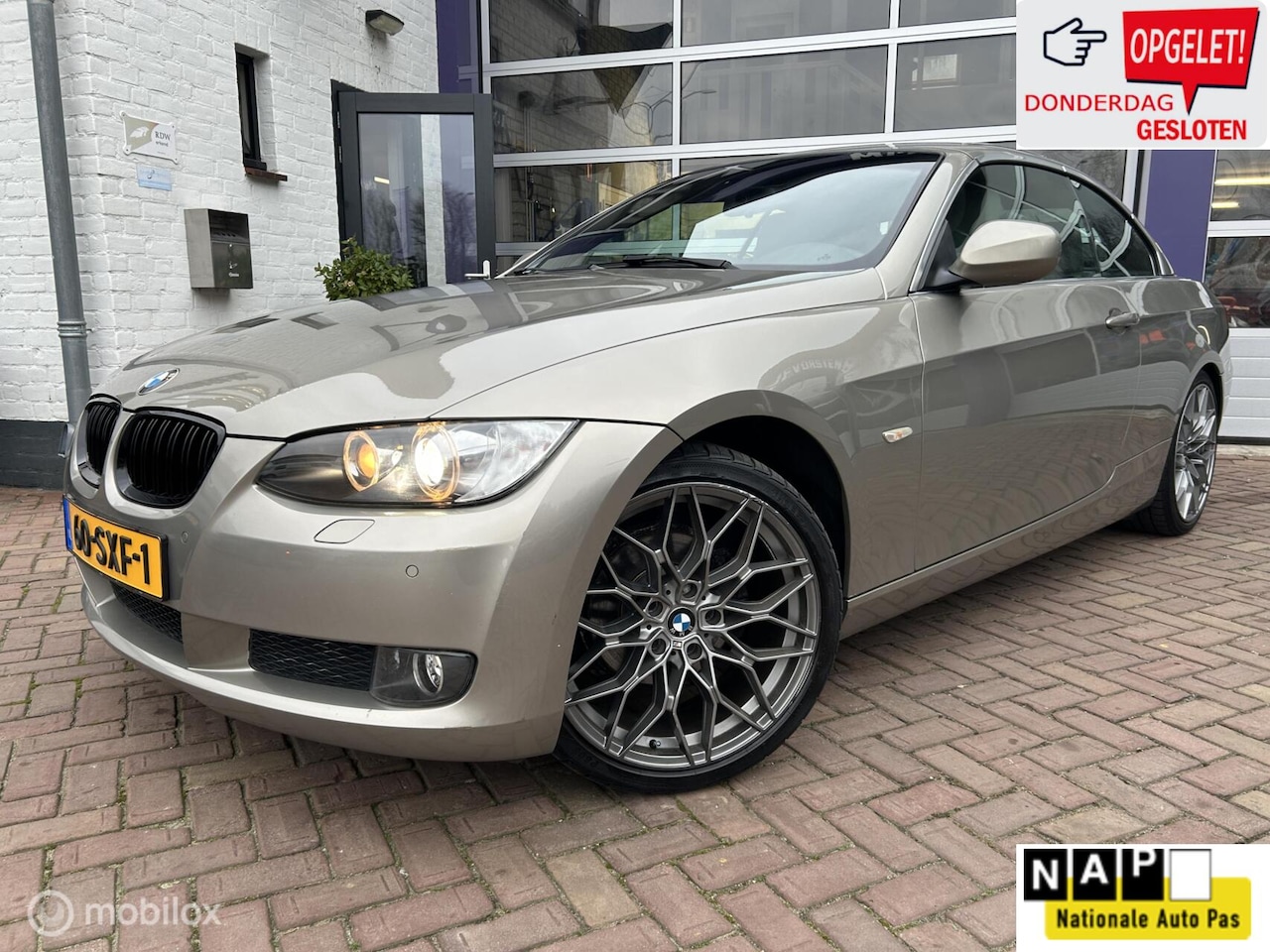 BMW 3-serie Cabrio - 320i * ELECTRISCH DAK *LEDER * NAVIGATIE - AutoWereld.nl