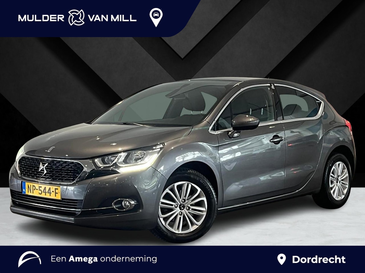 DS 4 - Chic 5-deurs 1.2 Turbo 130pk | NAVI | DODEHOEKBEW. | PARKEERHULP V+A | LM-VELGEN | CLIMA | - AutoWereld.nl