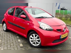 Toyota Aygo - 1.0-12V +Apple CarPlay