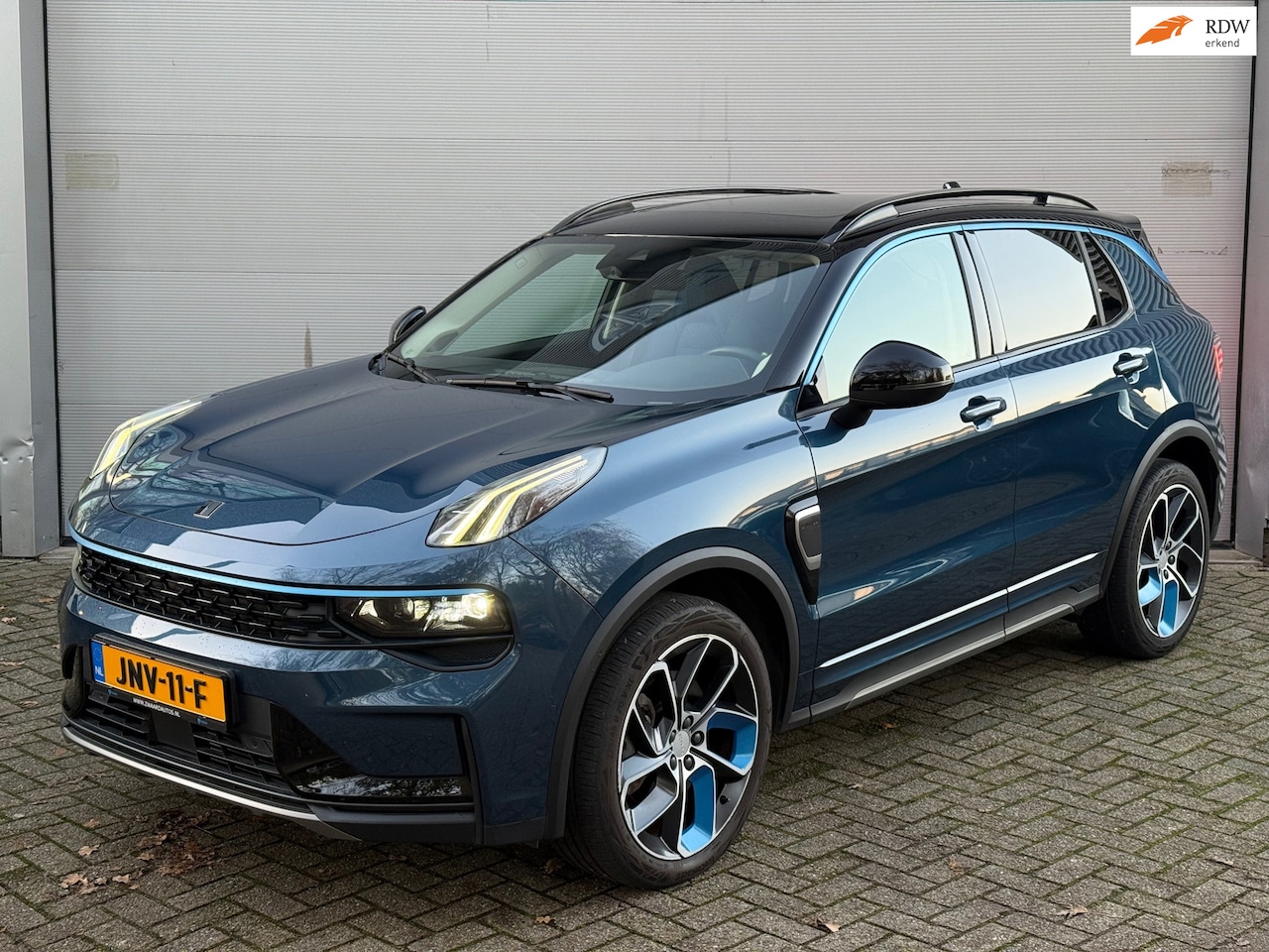 Lynk & Co 01 - 1.5 l Pano l Infinity Sound l ACC l Camera l IZGST l - AutoWereld.nl