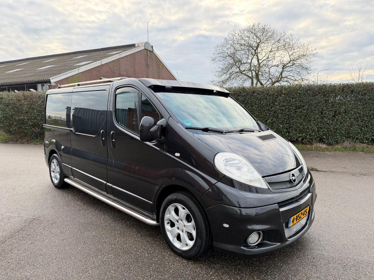 Opel Vivaro - 2.5 CDTI 150PK VPC - L2H1 - AIRCO - NAVI - AutoWereld.nl