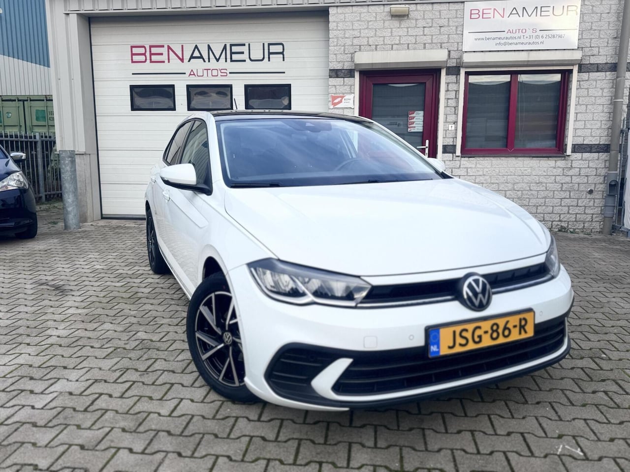 Volkswagen Polo - 1.0 TSI I.Q Drive/ Navi/ CarPlay/ CLima/ ACC - AutoWereld.nl