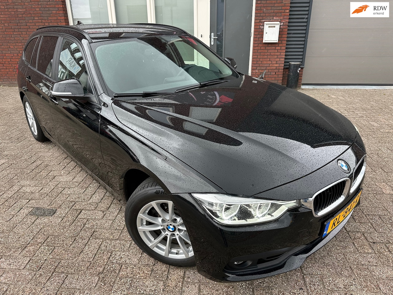 BMW 3-serie Touring - 318i Corporate Lease Executive / Navi / PDC / AUT / Clima / NAP - AutoWereld.nl