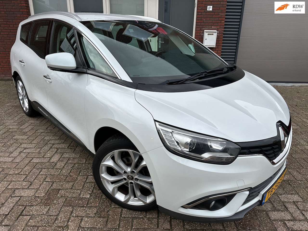 Renault Grand Scénic - 1.4 TCe Zen 7p. / Navi / PDC / 18 inch - AutoWereld.nl