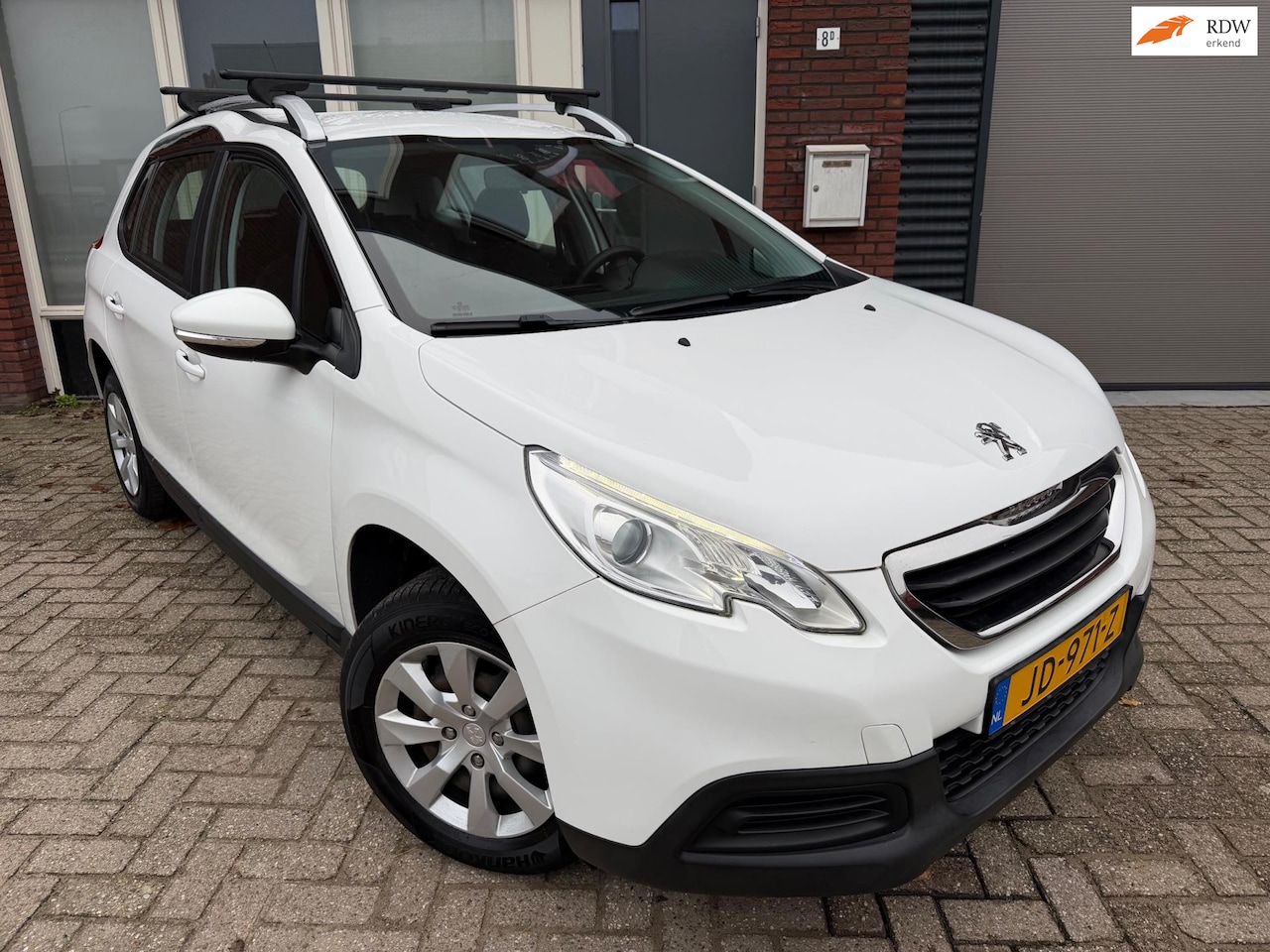 Peugeot 2008 - 1.2 PureTech Access / Airco / Cruise / NAP - AutoWereld.nl