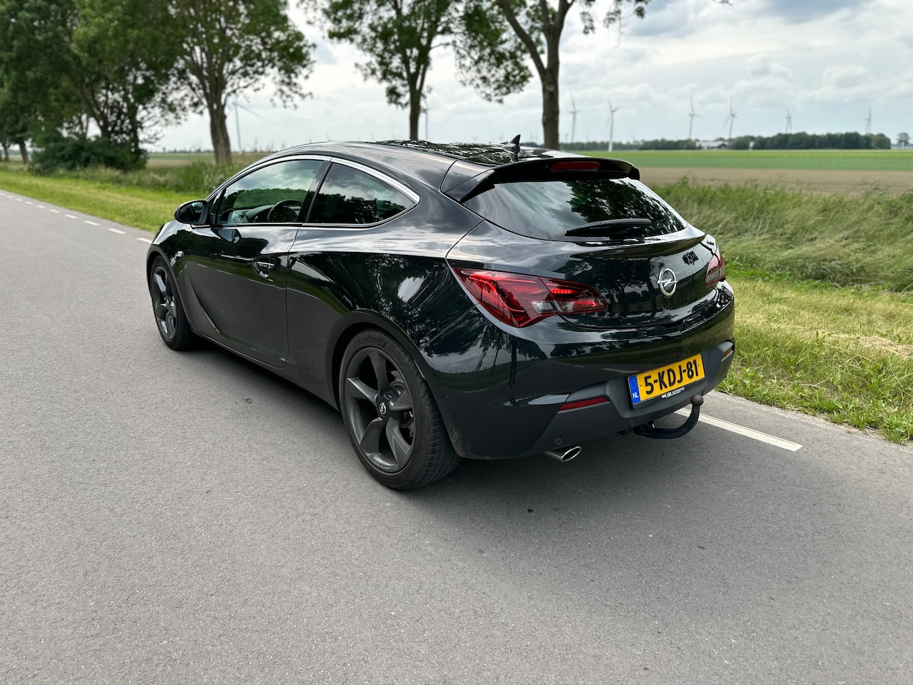 Opel Astra GTC - 1.4 Turbo Sport - AutoWereld.nl