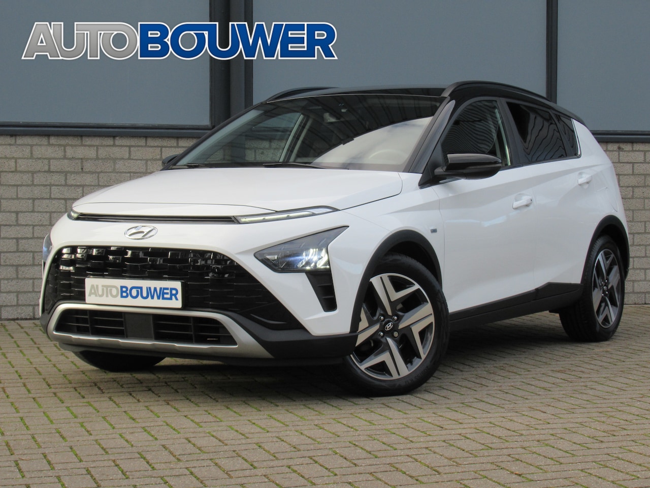 Hyundai Bayon - 1.0 T-GDI MHEV Intro Edition Automaat 1e eigen | dealer onderh | navi | camera | cruise | - AutoWereld.nl