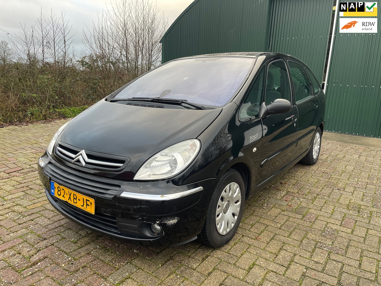 Citroën Xsara Picasso - 1.6i-16V Caractère/Clima/Trekhaak/P.sensor/Cruise/Trekhaak - AutoWereld.nl