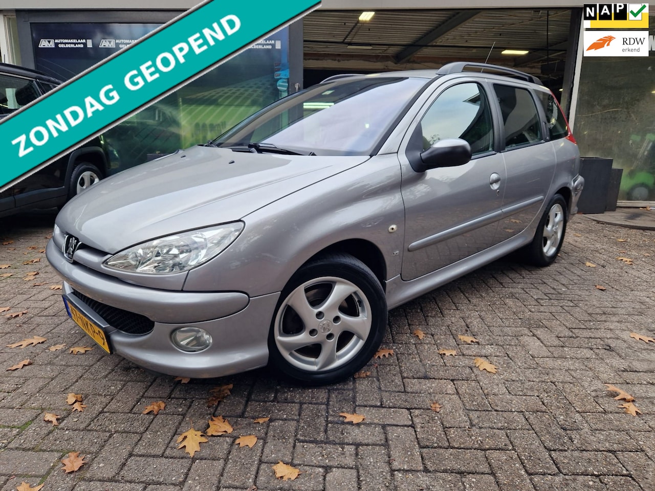 Peugeot 206 - 1.6-16V Gentry | NIEUWE APK | AIRCO | ELEC RAMEN | LMV | - AutoWereld.nl