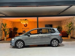 Volkswagen Golf Sportsvan - 1.0 TSI Highline Garantie CarPlay Camera Adoptieve Cruise Front Ass Lane PDC Clima Navi Le