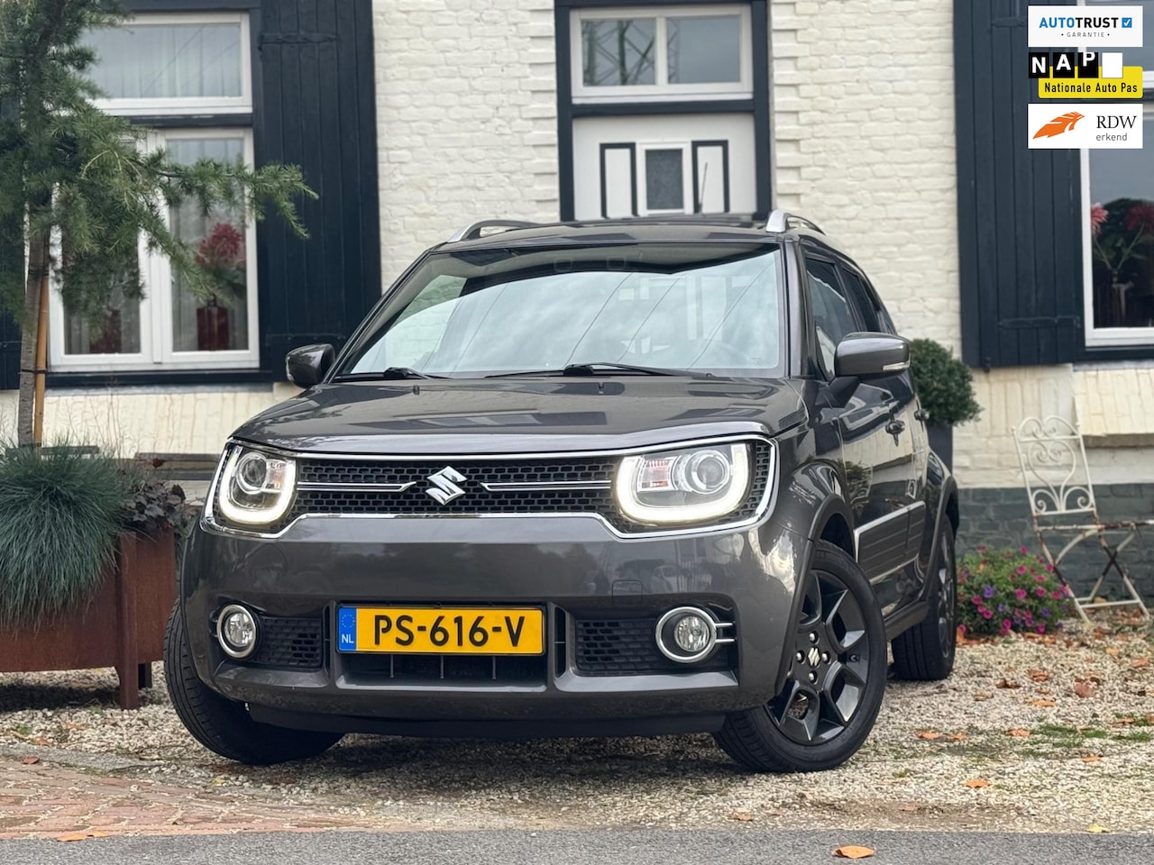 Suzuki Ignis - 1.2 Stijl Smart Hybrid|Schuifdak|Navi|Bluetooth| - AutoWereld.nl