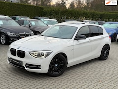 BMW 1-serie - 118i Business+ Sport|Nieuwe Ketting + Klepseals|Navigatie|Cruise control|Automaat|Nette st